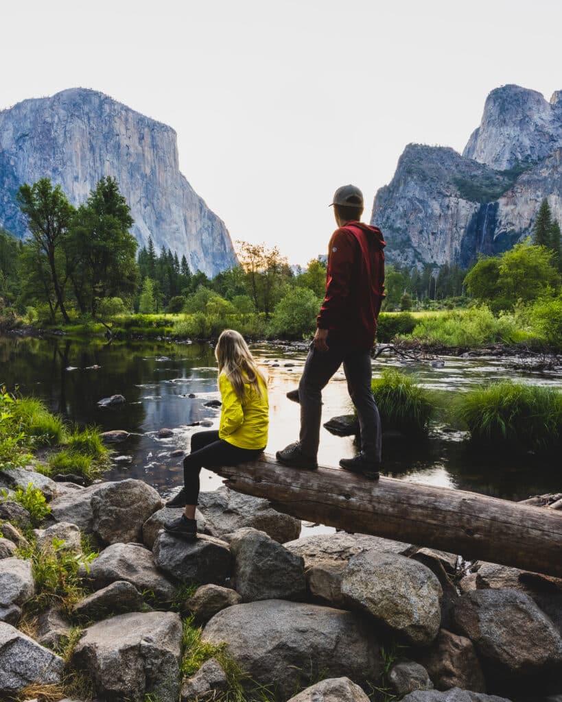 adventure-couple-yosemite-national-park-garmont-boots