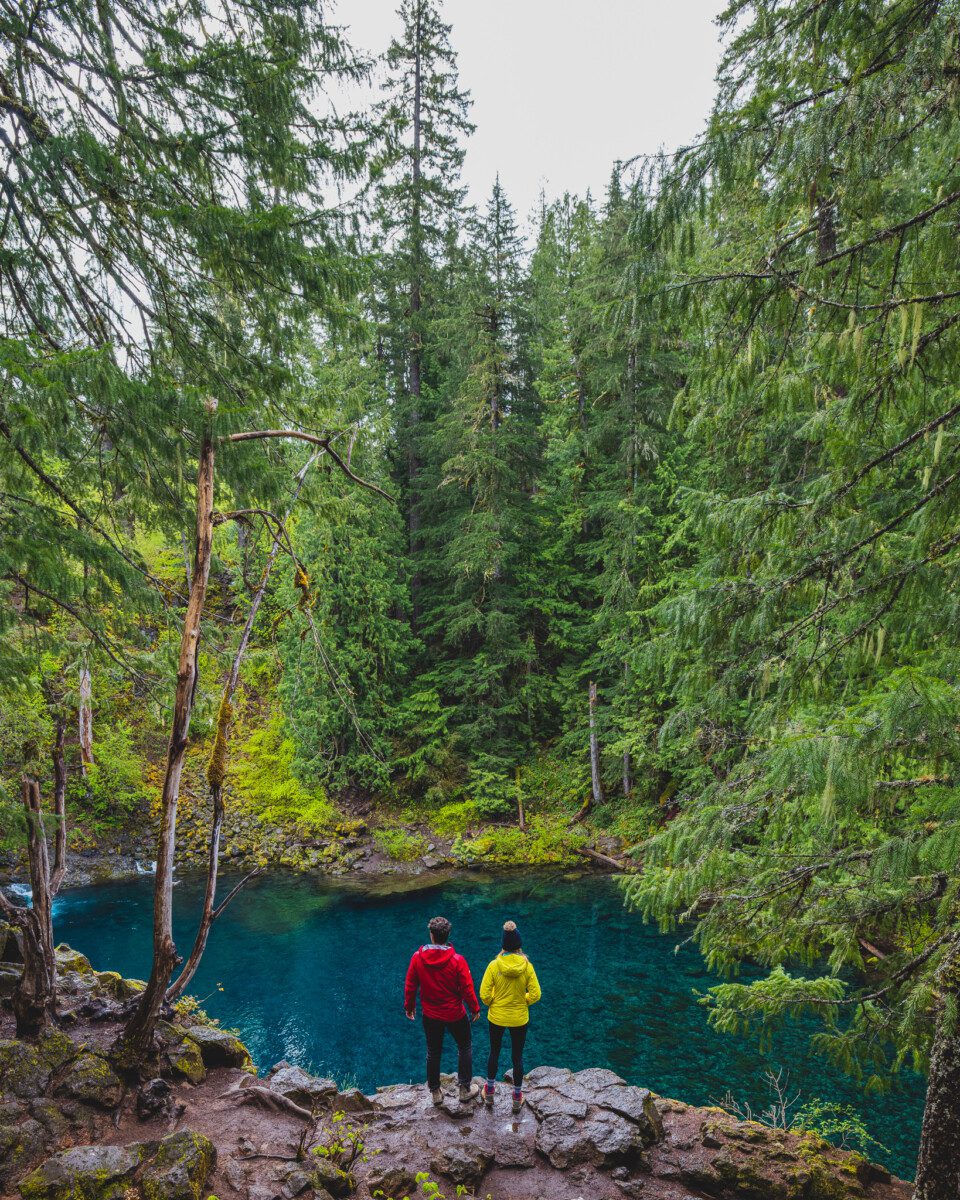 Adventure couple hiking in Bend Oregon