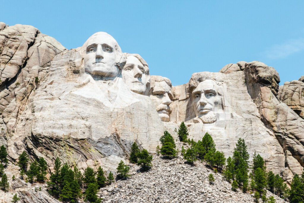 mt. rushmore black hills south dakota top road trip spot to visit