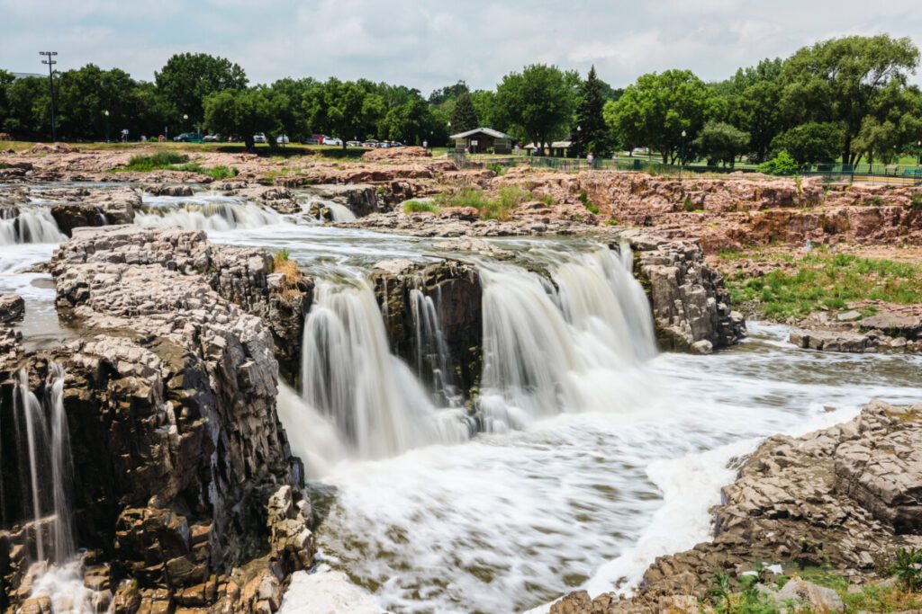 south dakota road trip sioux falls