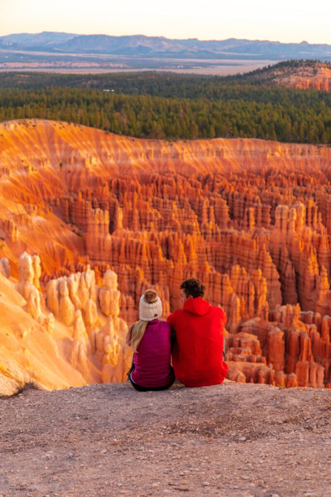 Sunrise at Inspiration Point in Bryce Canyon National Park