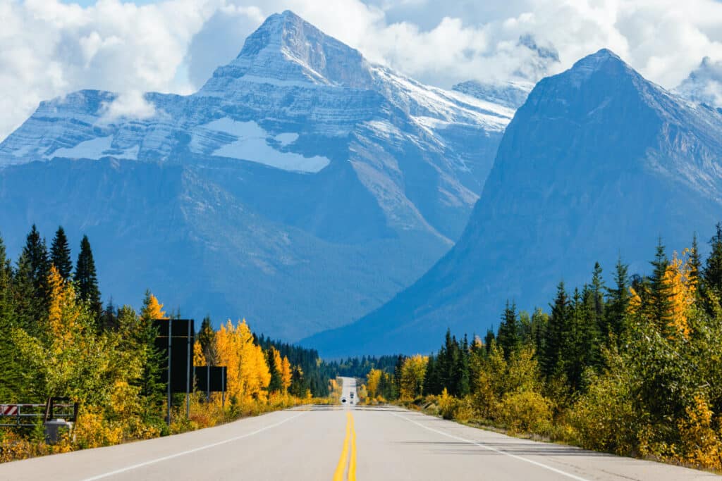 Driving Icefields Parkway from Banff to Jasper National Park