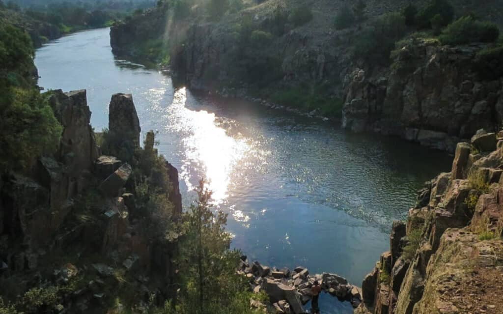 Radium Hot Springs