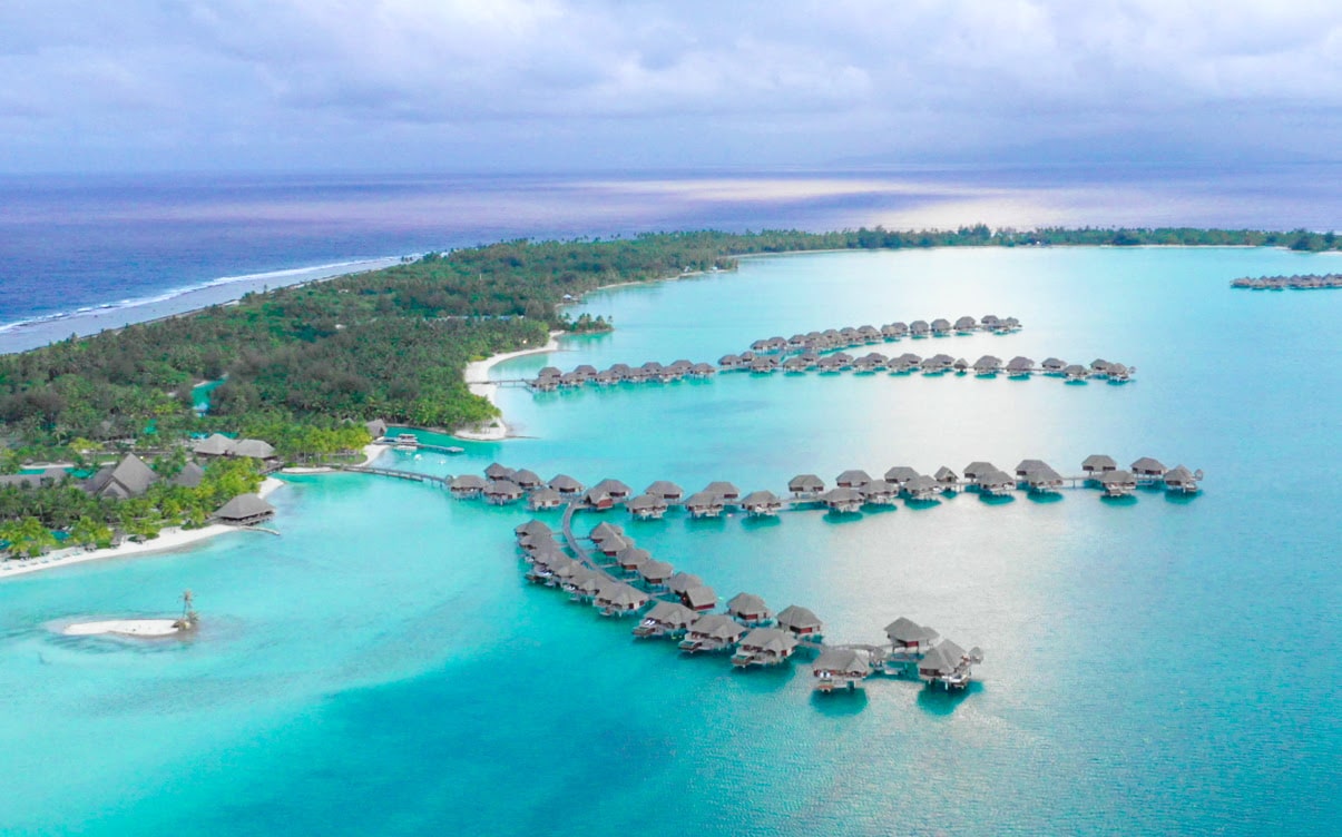 Overwater Bungalows in Bora Bora